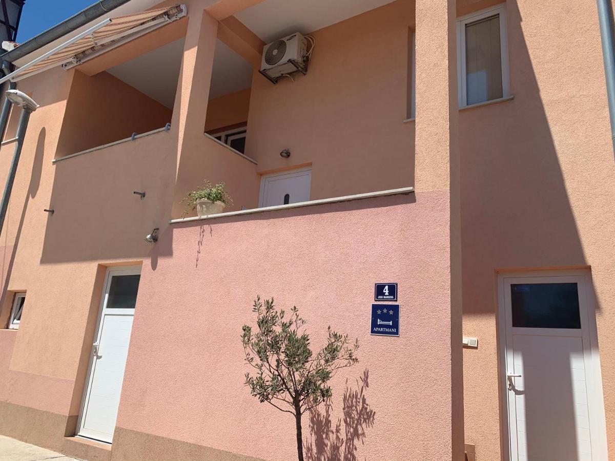 Apartments Dumina Μούρτερ Εξωτερικό φωτογραφία